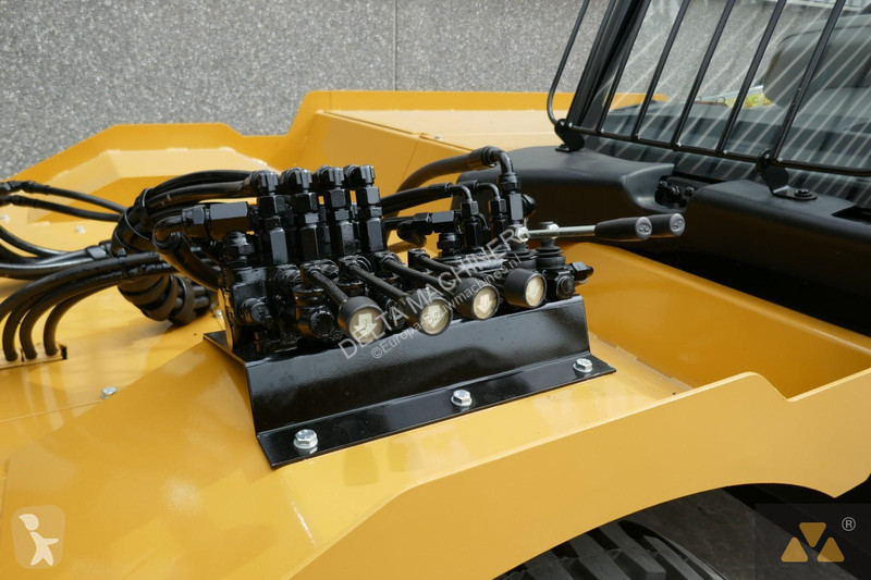 Aanbouwstukken voor bouwmachines Caterpillar...
