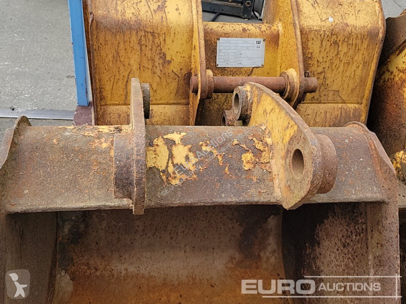 Echipamente pentru construcţii Caterpillar