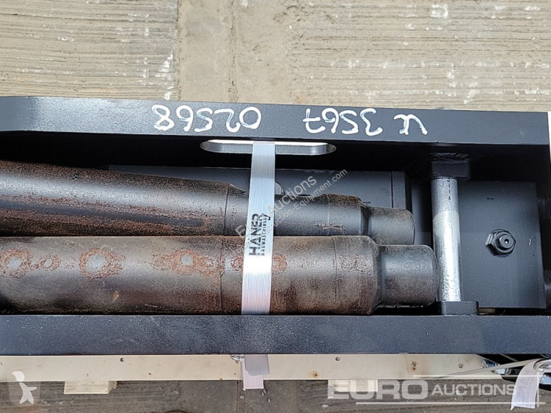 Echipamente pentru construcţii  HX800SA