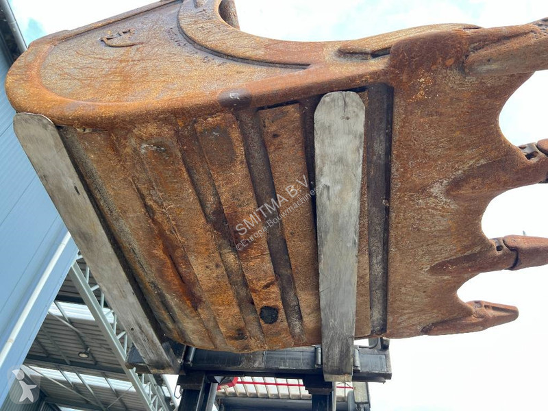 Equipamentos de obras  MEK S70