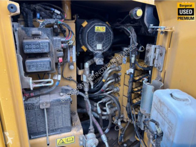 Équipements TP Caterpillar 305