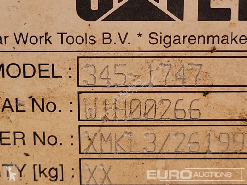Echipamente pentru construcţii Caterpillar
