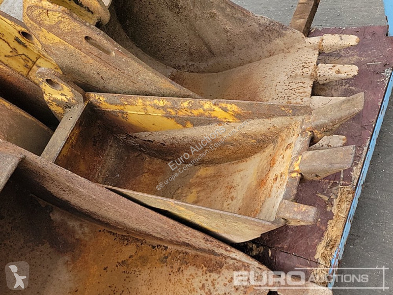 Echipamente pentru construcţii Caterpillar