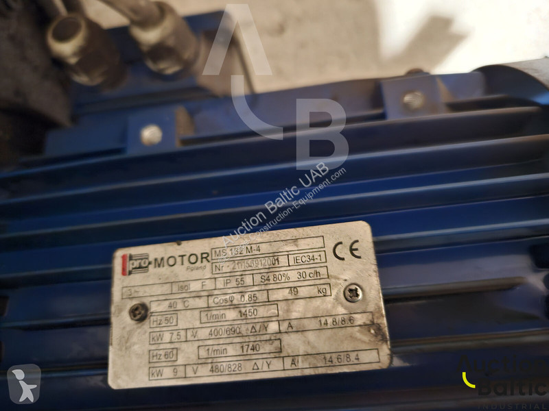 Vybavenie stavebného stroja  bending machine