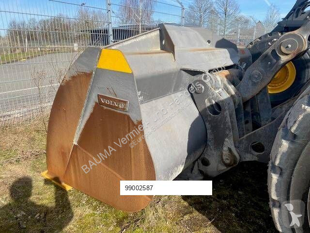 Vybavenie stavebného stroja  (2587) 4.8 cbm...
