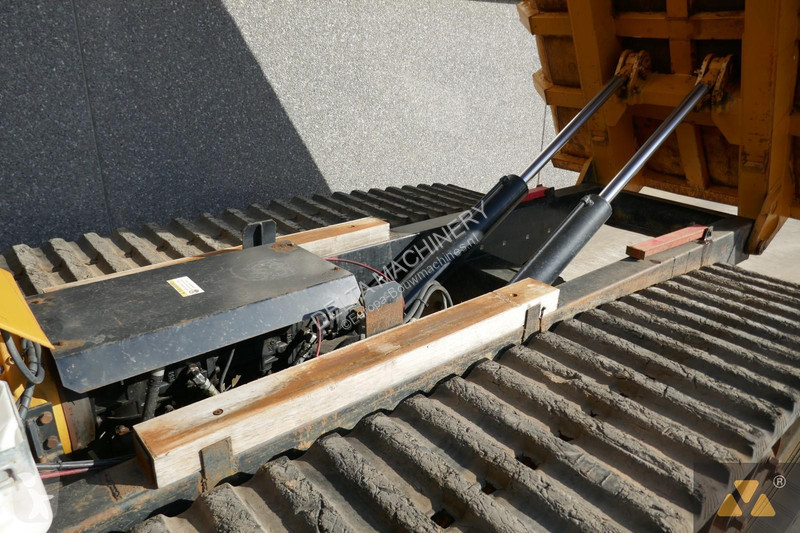 Sklápač Morooka MST2300VD