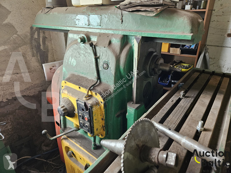 Vybavenie stavebného stroja  milling machine