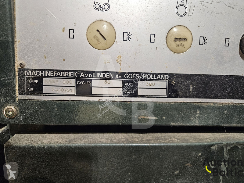 Vybavenie stavebného stroja  CSB3.900