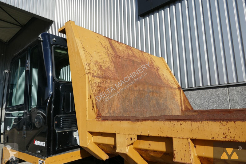 Sklápač Morooka MST2300VD