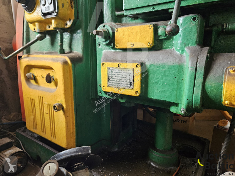 Vybavenie stavebného stroja  milling machine