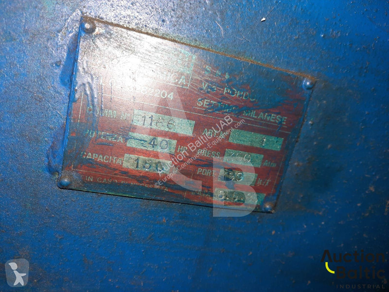 Vybavenie stavebného stroja  recycling line