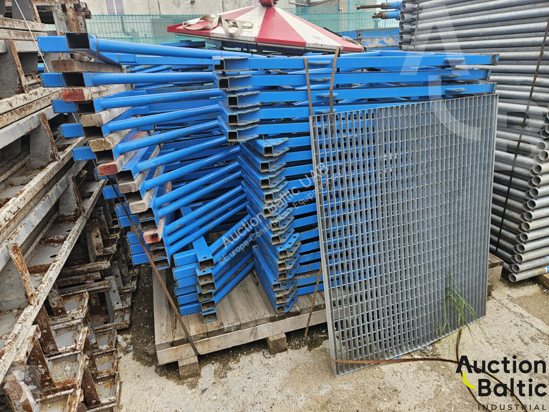 Vybavenie stavebného stroja  formwork details