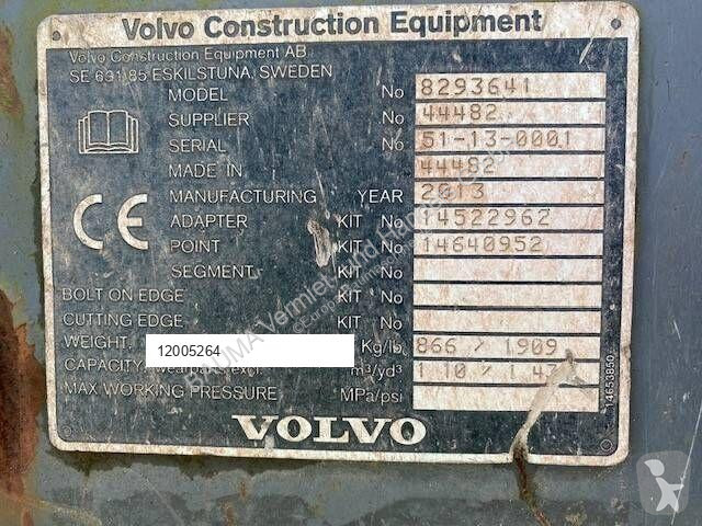 Stavební vybavení TL (5264) 1.35 m  / bucket S70
