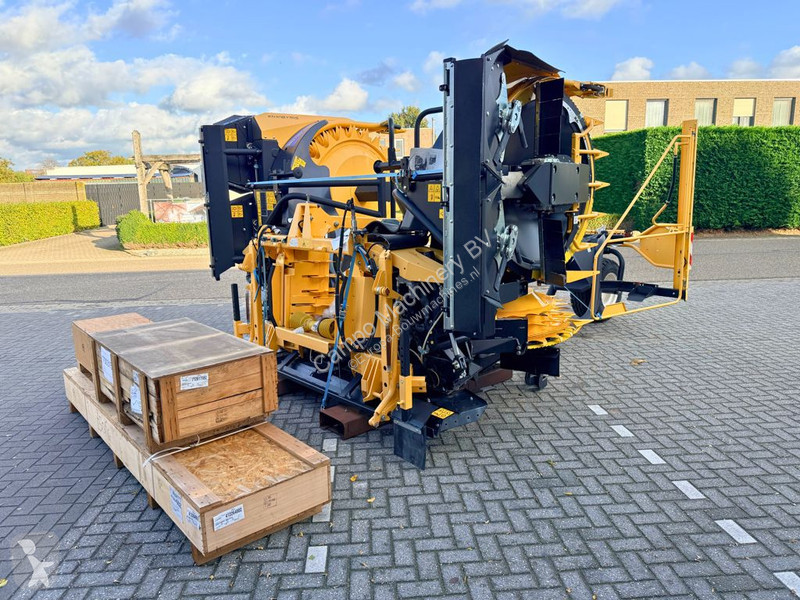 تجهيزات الأشغال العمومية New Holland 60BFI...