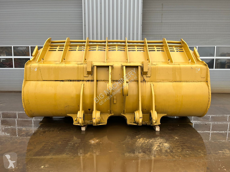 Aanbouwstukken voor bouwmachines Caterpillar...
