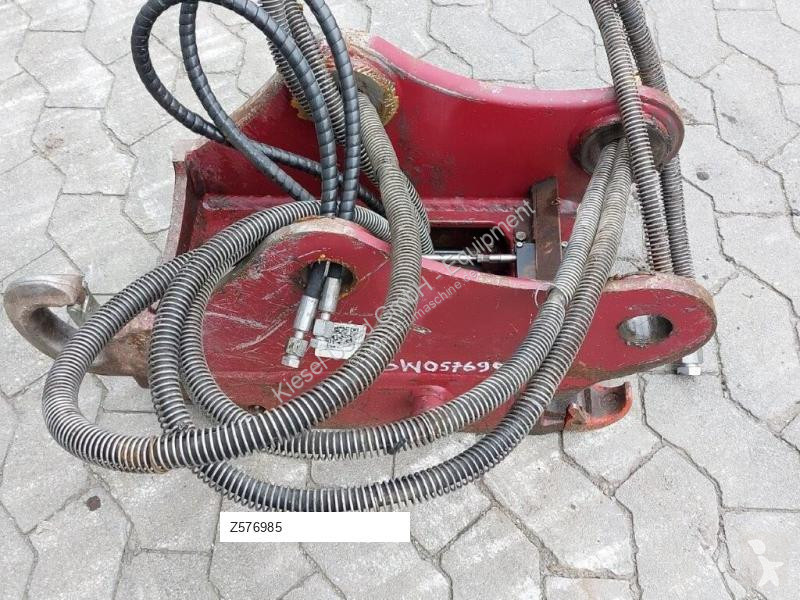 Stavební vybavení Oilquick Attache rapide...