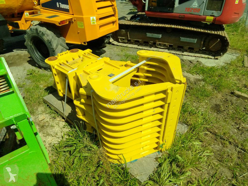 Equipamientos maquinaria OP PINZA ESCOLLERA...