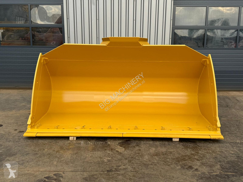 Equipamientos maquinaria OP Caterpillar Loader...