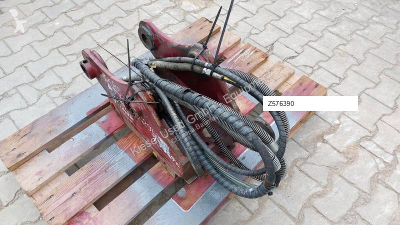 تجهيزات الأشغال العمومية Hitachi Attache rapide...