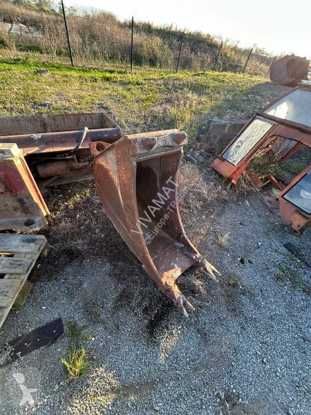 Echipamente pentru construcţii Mecalac  Mecalac...
