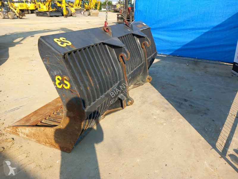 Echipamente pentru construcţii Eurosteel...
