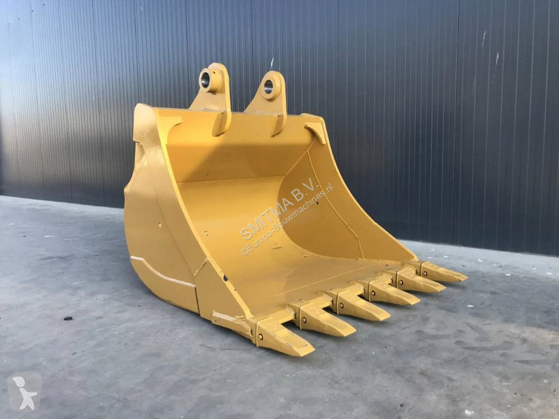 Équipements TP Volvo EC250
