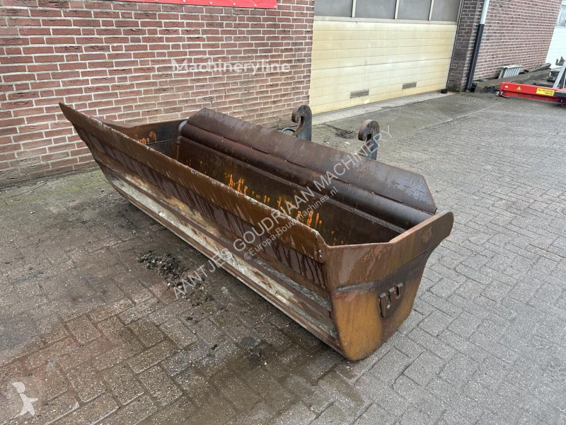 Aanbouwstukken voor bouwmachines  Kantelbak -...