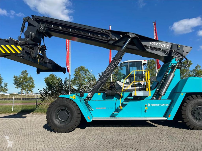 Chariot télescopique Konecranes LIFTACE 4532 TCE5