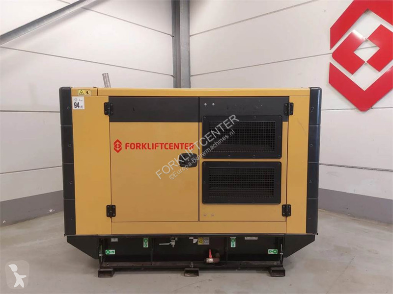 Echipamente pentru construcţii Caterpillar DE33E0