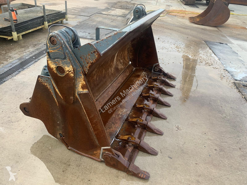 Aanbouwstukken voor bouwmachines Liebherr