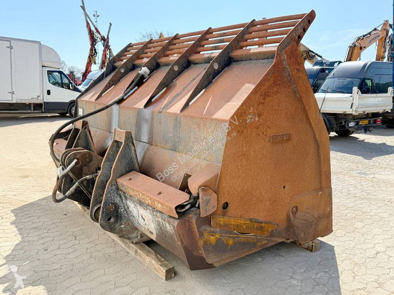 Aanbouwstukken voor bouwmachines Caterpillar...