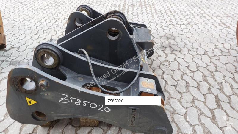 تجهيزات الأشغال العمومية Hitachi Attache rapide...