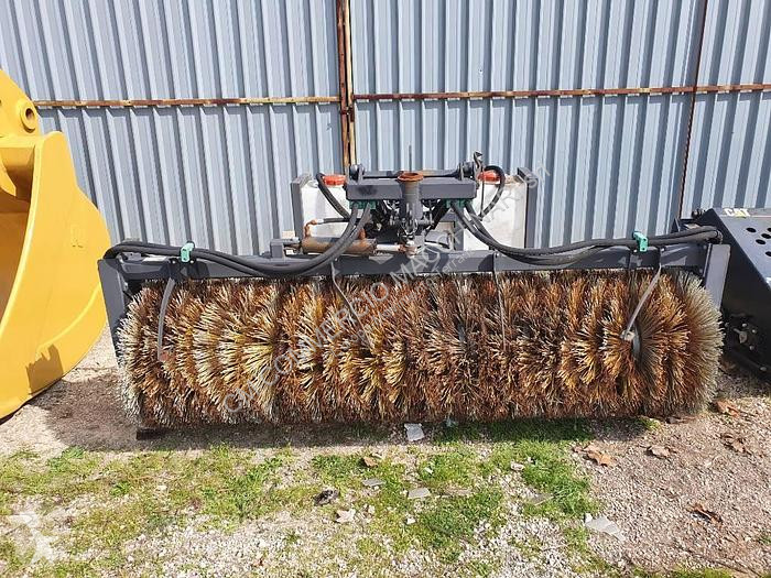 Equipamientos maquinaria OP Caterpillar BA 25