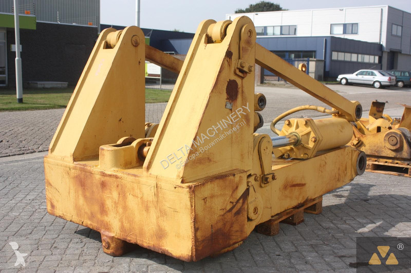 Aanbouwstukken voor bouwmachines Caterpillar...