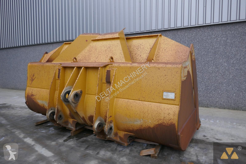 Aanbouwstukken voor bouwmachines Caterpillar...