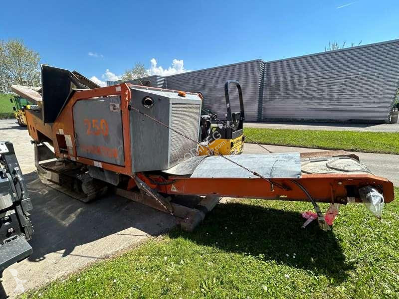 Equipamientos maquinaria OP Arjes IMPAKTOR 250