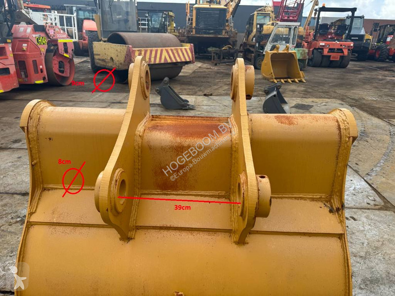 Stavební vybavení Caterpillar bucket