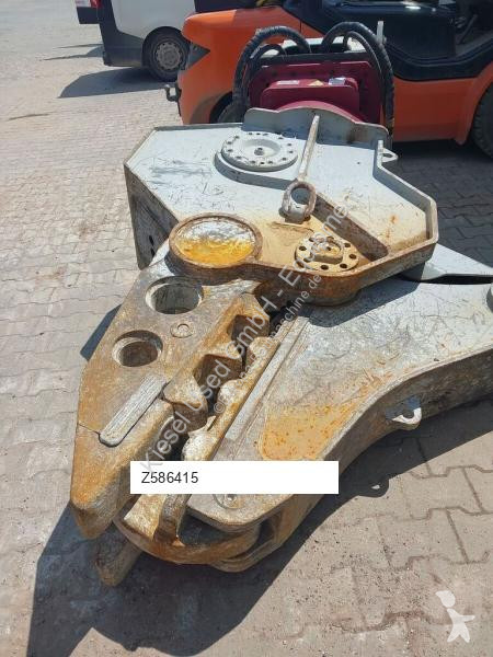 Aanbouwstukken voor bouwmachines Demarec...