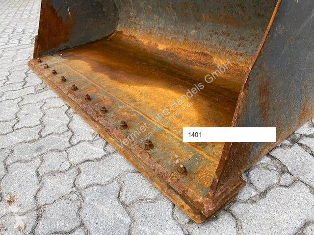 Equipamientos maquinaria OP JCB (1401) 0.65 cbm...