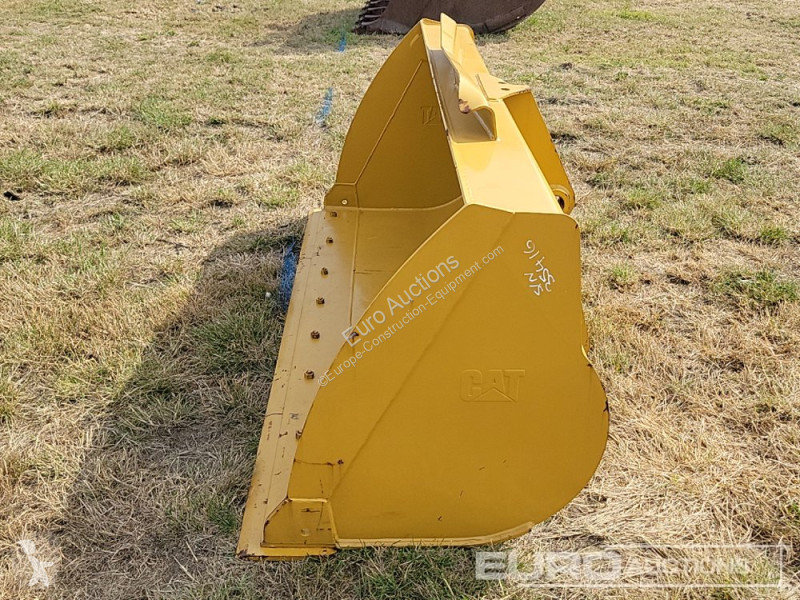 Echipamente pentru construcţii Caterpillar