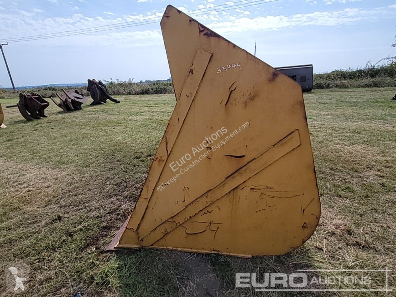 Echipamente pentru construcţii Caterpillar