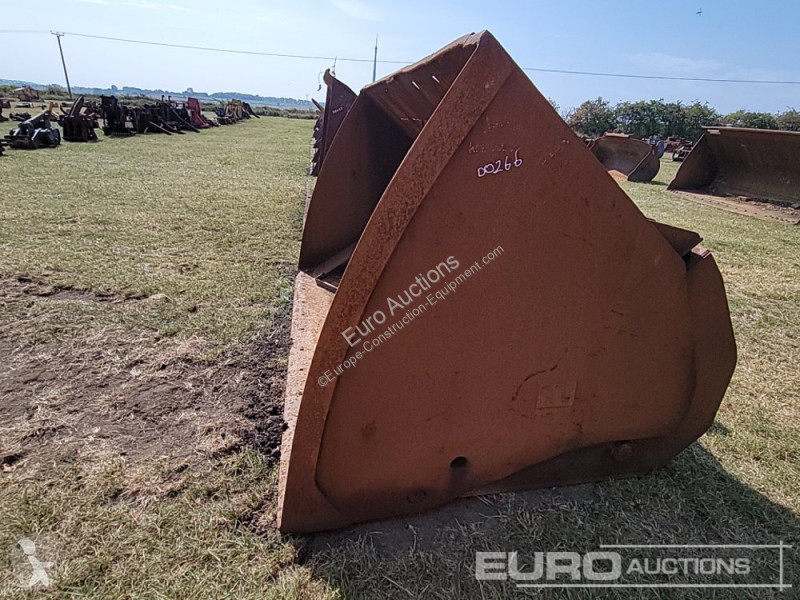 Echipamente pentru construcţii Caterpillar