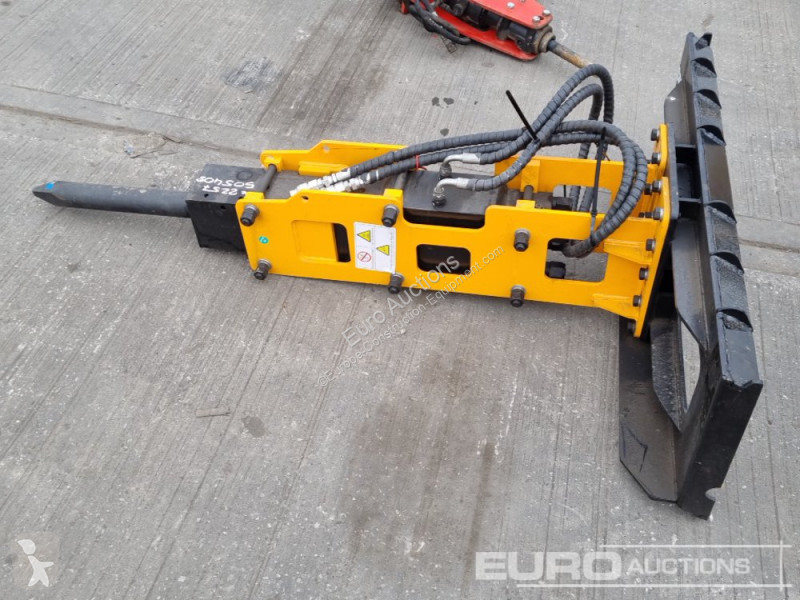 Aanbouwstukken voor bouwmachines  CK-P680