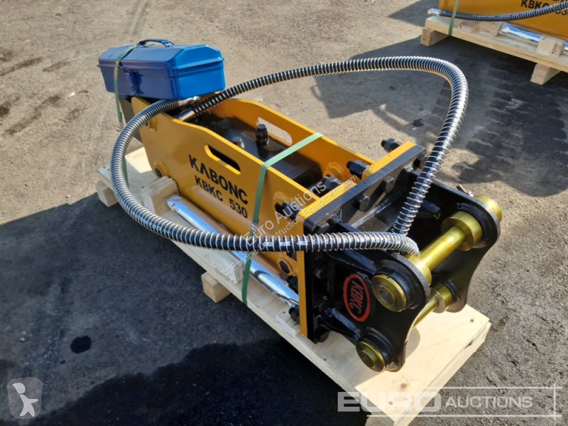 Echipamente pentru construcţii  530