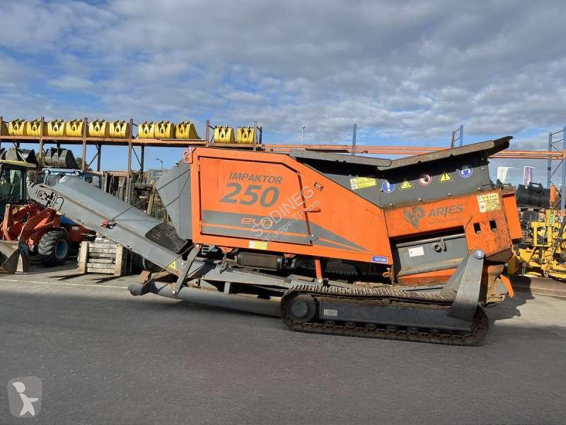 تجهيزات الأشغال العمومية Arjes IMPAKTOR 250 EVO