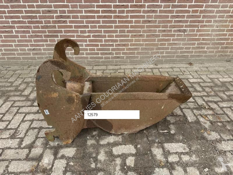 Vybavenie stavebného stroja  CW 30
