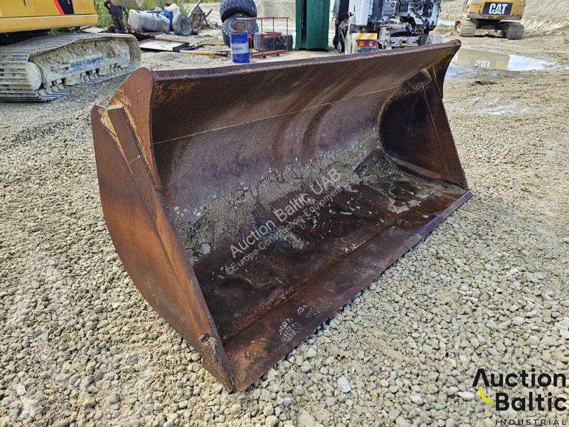 Équipements TP  bucket