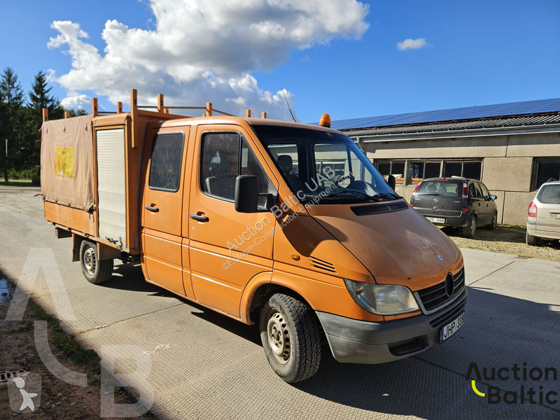 Vybavenie stavebného stroja  313