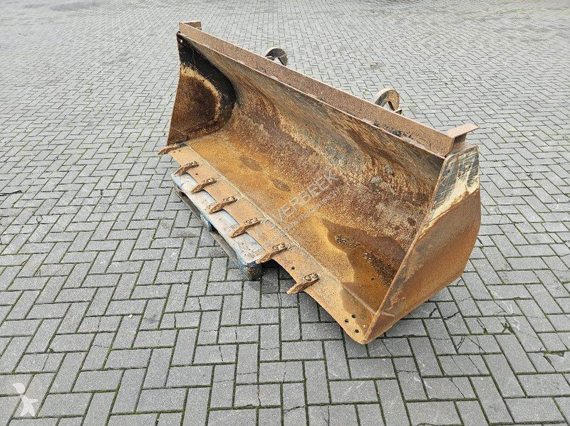 تجهيزات الأشغال العمومية JCB 4CX-125/38100-2,34...