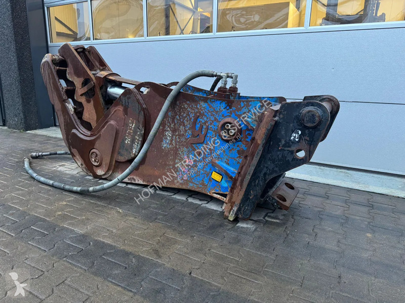Vybavenie stavebného stroja  LST | MS21
